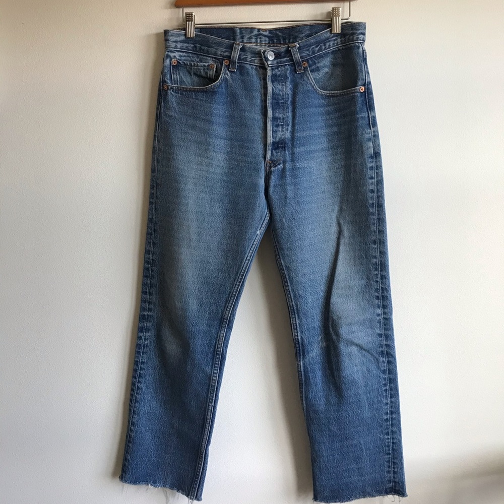 Levi’s vintage 90s Button Fly 501 Denim jeans W 33